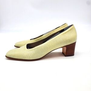 Salvatore Ferragamo Shoes Women 8.5 AA Luxury Heels Ivory White Lizard Print